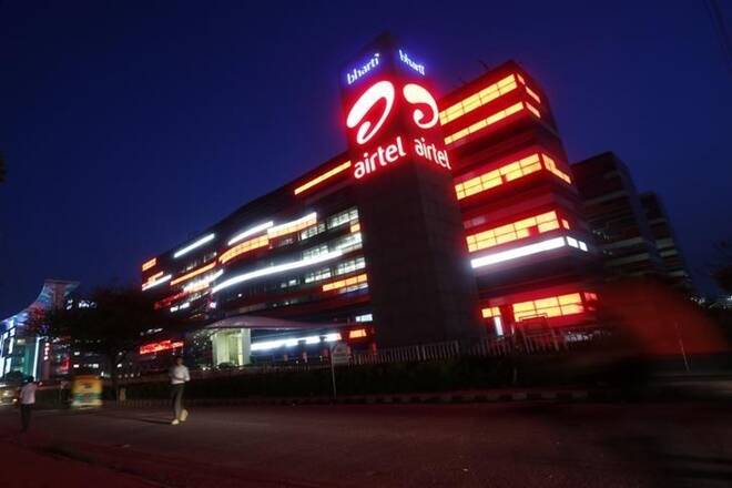 Bharti Airtel股价跃升5％; MCAP上升了7,735卢比