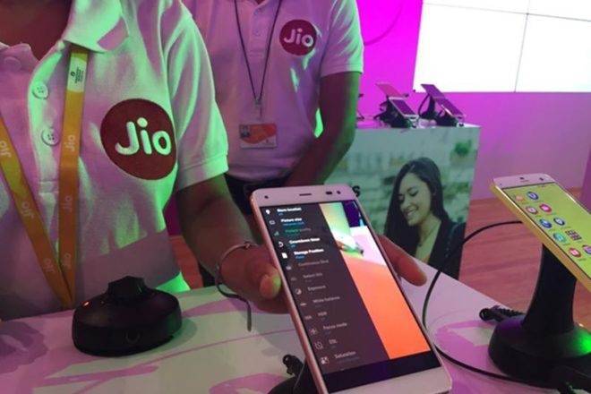 IUC为Reliance JIO削减了阳性，但可能不会降低您的手机账单：麦格理