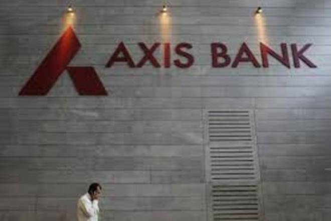 Axis Bank Shares在2年内录制最大的盘中暴跌，因为股票跌破9％; CLSA留下购买