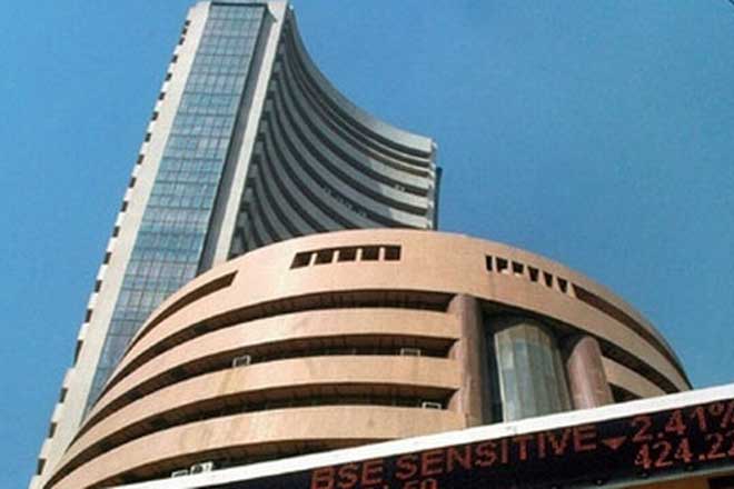 Sensex，漂亮的寿命高，尽管FPIS销售3.4美元的股票，但很少的盈利