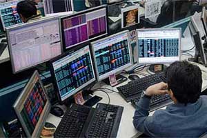 Sensex结束了30分，漂亮率高于8,580; Infosys Falls，TCSGAINS