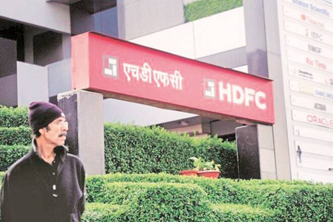 HDFC筹集了13,000卢比，投资于Bankingarm的8,500卢比