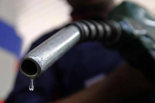 ongc-hpcl买断：Finmin希望早日交易作为财政担忧坐骑，但石油部搭配