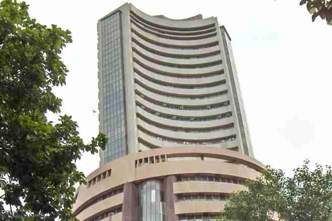 Sensex Tops 33,954，漂亮距离10,500只有8分; Infosys股票命中52周