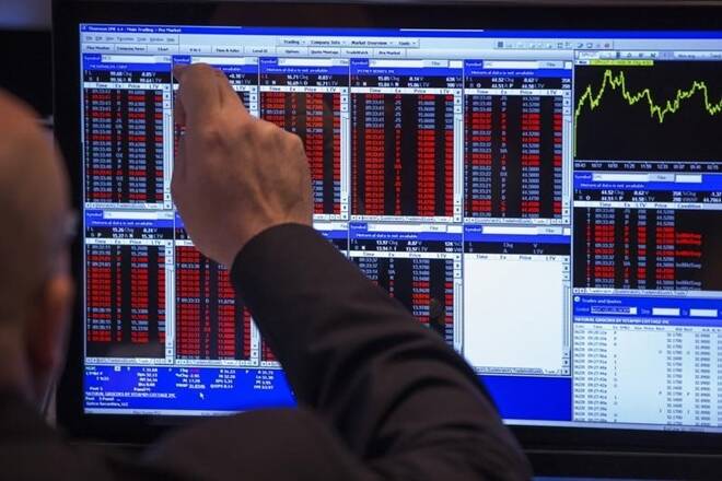 “20个蓝筹股在今天贸易中嗡嗡作响，因为Sensex跌超过100点
