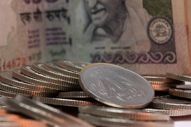 “印度卢比展望：货币可能会达到63级以美元，Sayexperts