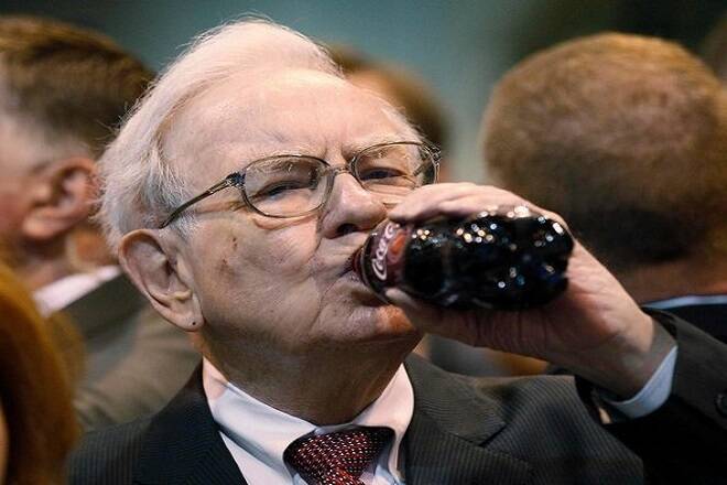 “5 Quirky Warren Buffett在焦炭上引用，表明他是一名终身因素