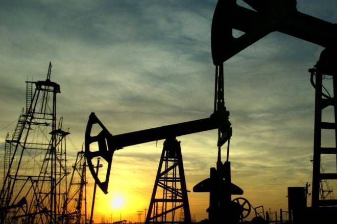 “靠近2014年底的石油高点作为沙特推动价格上涨，美国原油股票