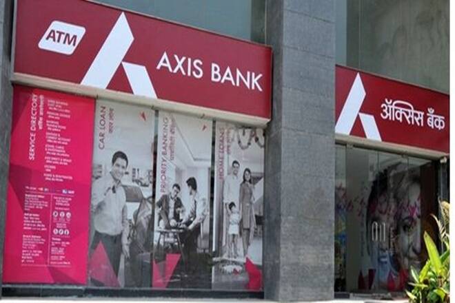 首次亏损后，Axis Bank Up 9％，分析师欢迎清洁簿