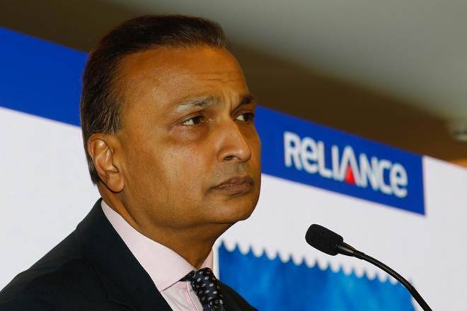 RCOM股票从白天的高度崩溃了38％，但恢复为Anil Ambani-Father确认结算谈判与学士学位