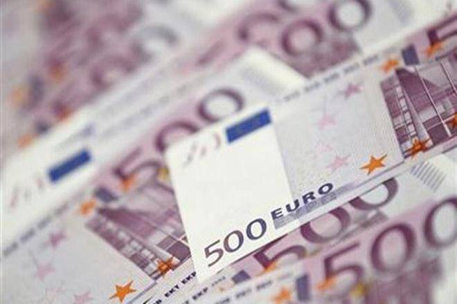 意大利政治危机折痕货币！欧元潜入10个月低与美元;意大利担心欧洲欧元？
