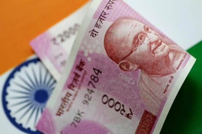 Salessbi，印度卢比突然折旧或欣赏印度卢比与美元不好