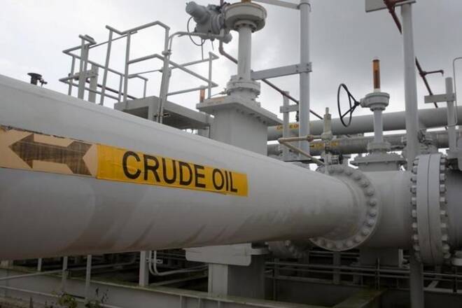 油价上涨在沙特紧张局势中，但需求OutlookDrags