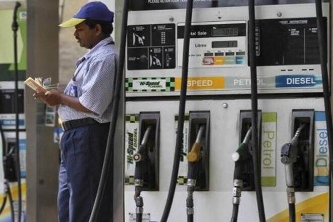 汽油价格今天：汽油价格在德里达到21辆棉洼;检查其他中的最新费率