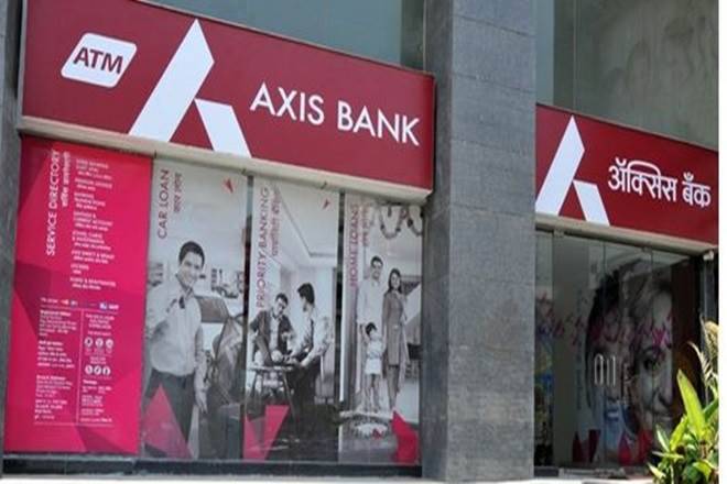 Axis Bank Q2净净值83％至790crore