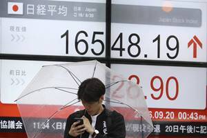 日本股票在波涛汹涌的贸易中作为不确定的夹具市场前提Bojj