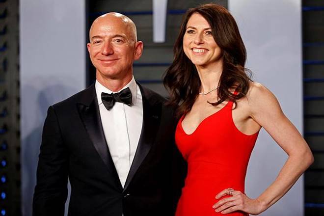 Jeff Bezos离婚术语简化了亚马逊网络的关注