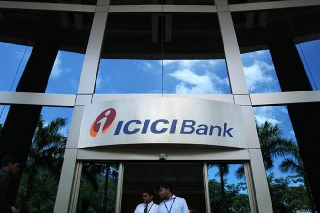 ICICI银行M-Cap英寸接近3万卢比克山数;股票跳跃4％
