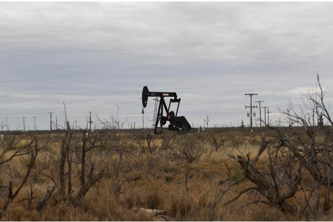 石油在沙特阿拉伯后损失恢复产出副产品 - 九月