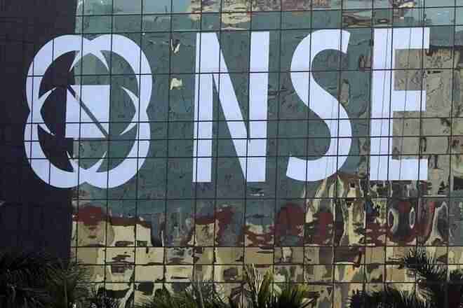 Sensex，漂亮的崛起;银行股票引导