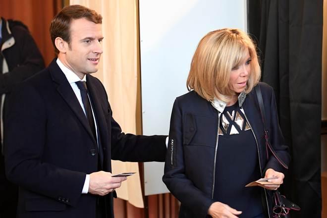 Euro Rallies emmanuel Macron赢得FrenchPresidency之后