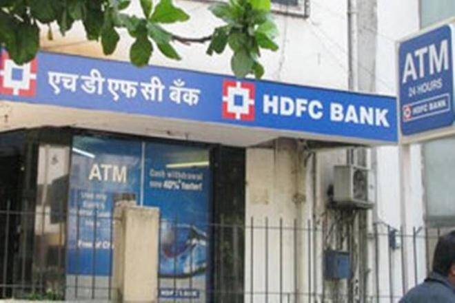 HDFC银行设定，因为存款人急于更大，更安全的银行;检查pricetarget.