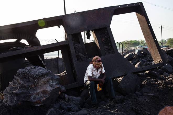 煤炭印度股价在5天内占10％;随着印度的电力需求回到ontrack，股票赌注赌注？