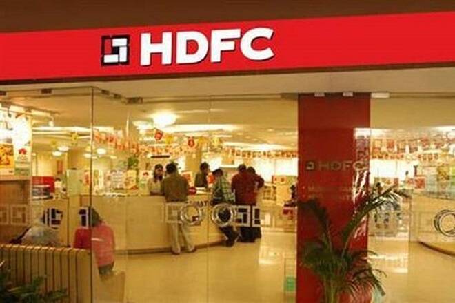 HDFC股价收益超过1.5％，超过14,000亿卢比推出;库存集会22％的诚意