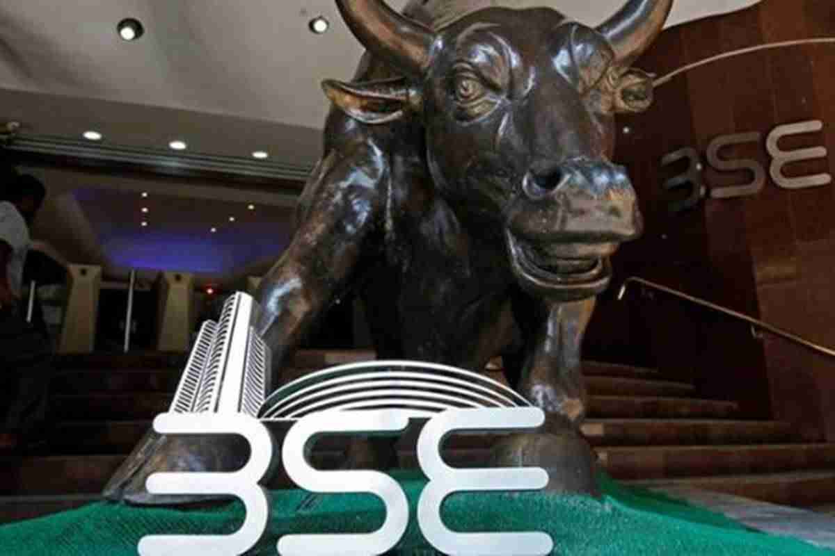 Sensex，10月份开始飞往飞行的漂亮;这是移动股票市场的原因