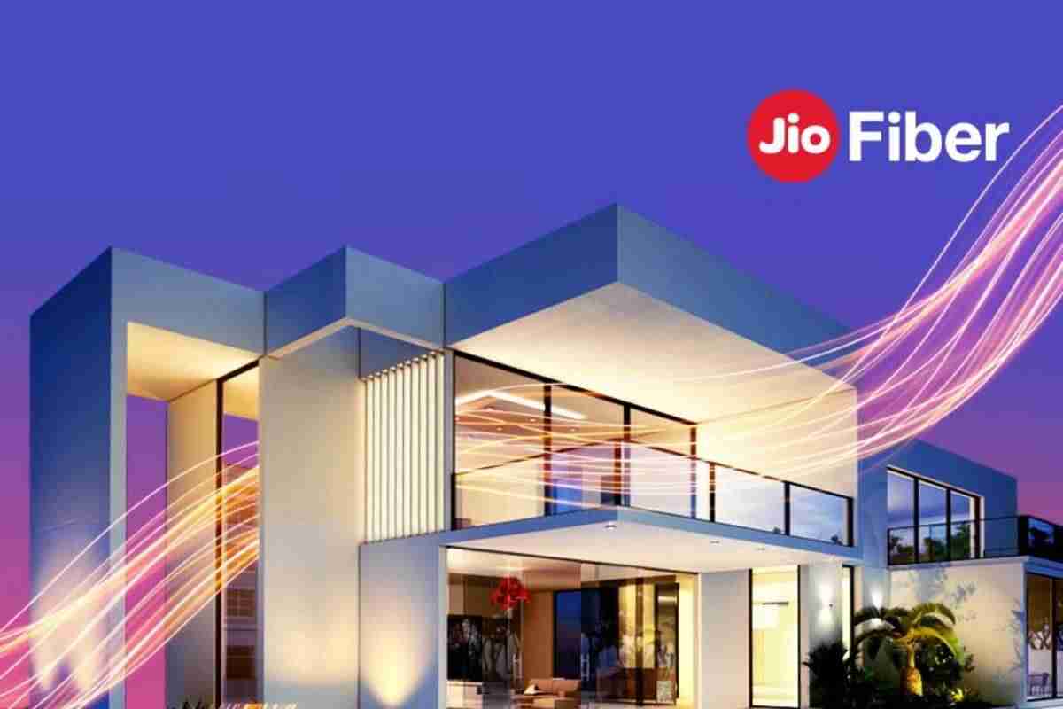 Reliance Jio Fix Birctiant从集团公司提高39,710亿卢比;旨在削减债务，基调