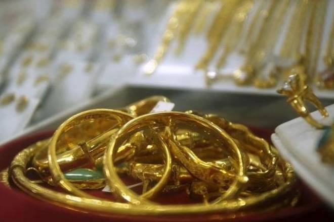 印度的黄金进口据称inapril超过四折