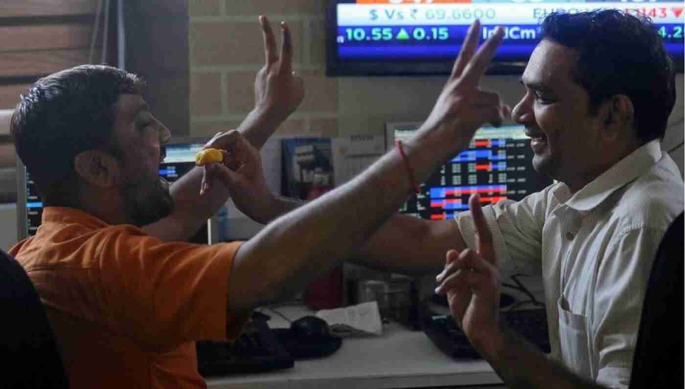 Sensex，Nifty延伸到3号直接日的胜利;投资者财富在3天内跳跃超过12万卢比