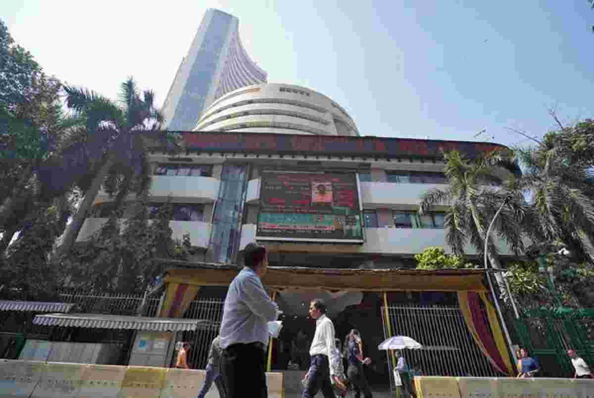 Sensex，漂亮的停止预算集会，略微靠红色;公牛队现在筋疲力尽或只是简短的幸免？