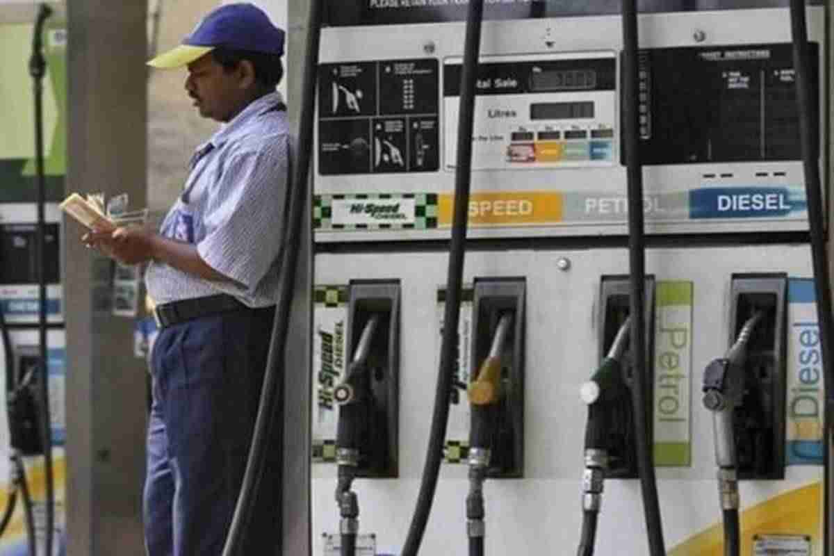 汽油和柴油价格今天3月23日2021年：孟买最柔软的是，在德里的价格查看德里（其他Metroshere）