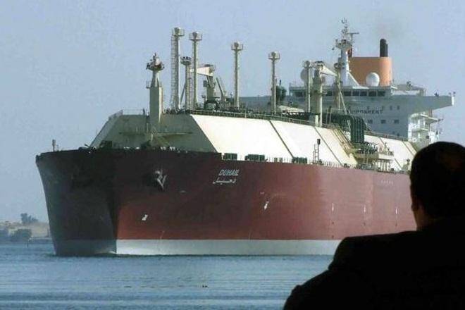 阿拉伯联合酋长国在卡塔尔联合的油田上施加了港口禁令