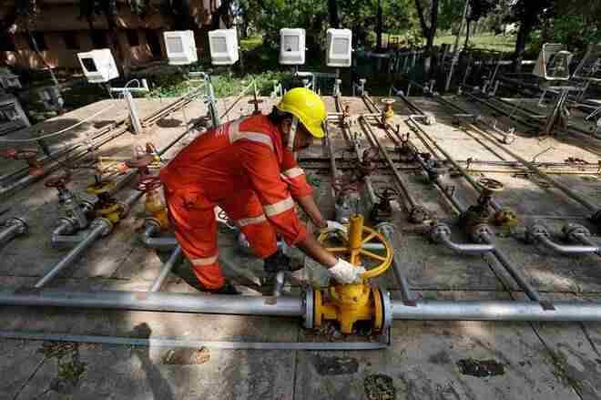 HPCL，OnGC合并可能会在本月收到柜子点头，但这笔交易仍可能需要1年