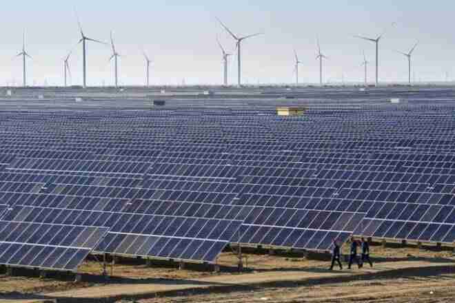 可再生能源提升：4印度太阳能，风力公司计划在离岸禁止筹集25亿美元