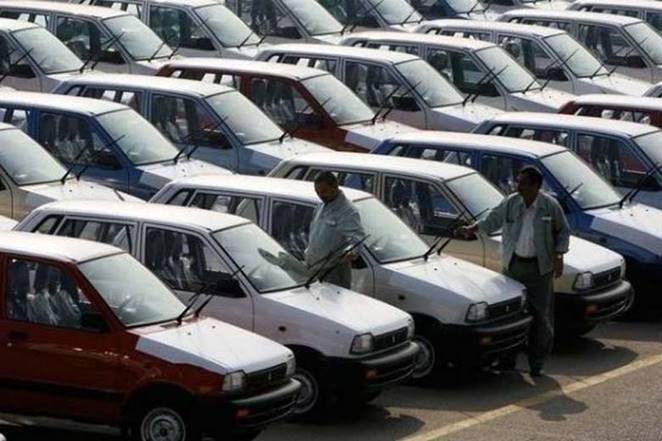 GST对汽车的影响：价格已经下降了1 PCT到8 PCT; Maruti Suzuki折扣在7月份减少了Alto K10，Wagon R，Celerio; Mahindra Xuv500，Scorpiorise