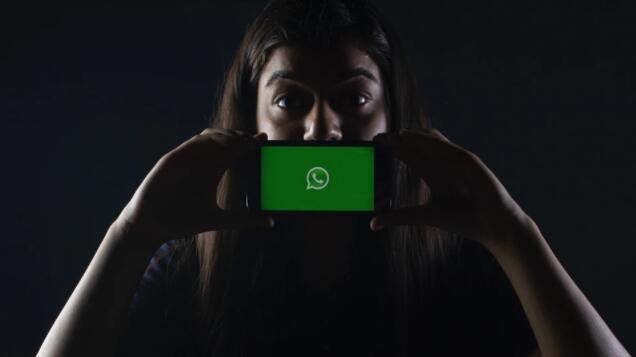 想知道如何隐藏 WhatsApp 个人资料照片?检查这个泄漏