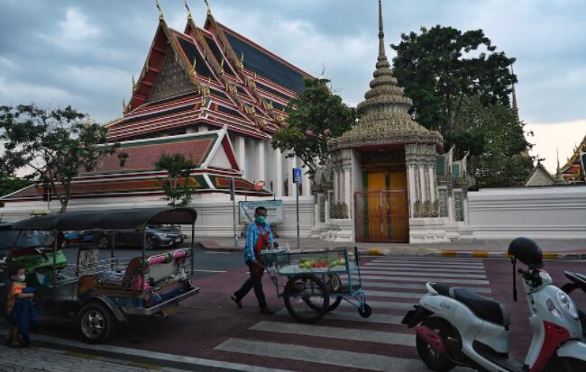泰国经济萎缩 旅游业带动复苏的希望