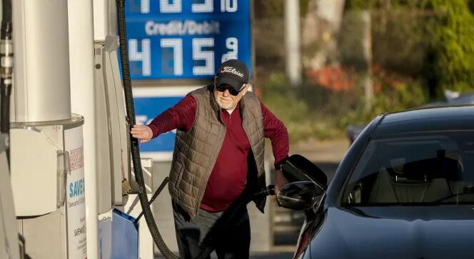 全国汽油平均价格达到创纪录的每加仑4.37美元