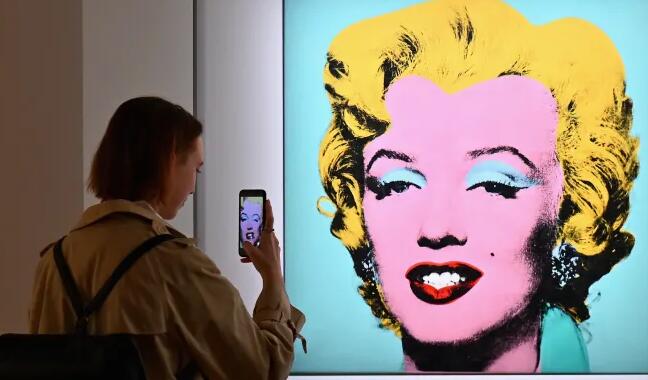 安迪·沃霍尔的《玛丽莲》以1.95亿美元成交 创下美国艺术新纪录