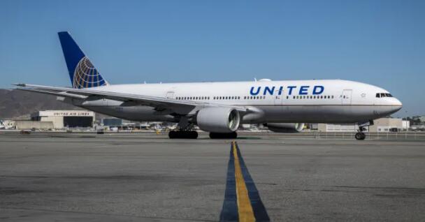 美国联合航空公司表示美国联邦航空局已批准52架波音777飞机在因发动机故障停飞后重新飞行