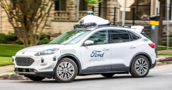 福特支持的机器人出租车初创公司Argo AI正在放弃其在迈阿密和奥斯汀的人类安全司机