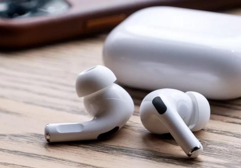 “Apple将免费提供AirPods Pro替代品