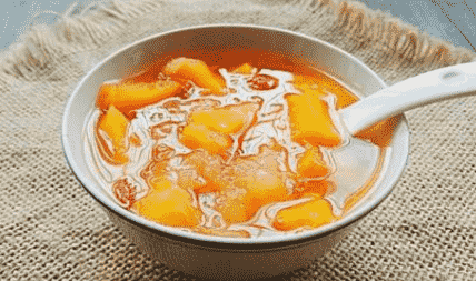 中秋佳节吃多了容易脾胃滞腻汤水用木瓜可以开胃消食