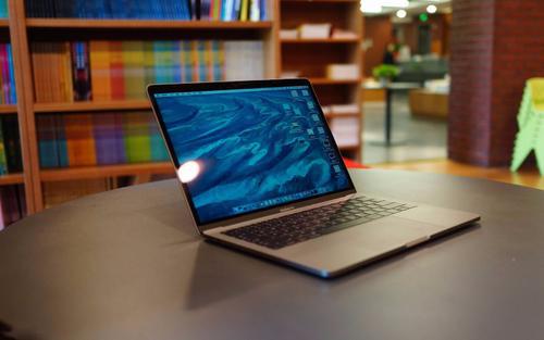 使用13英寸MacBook Pro需15个小时以及Apple T1如何桥接ARM和Intel