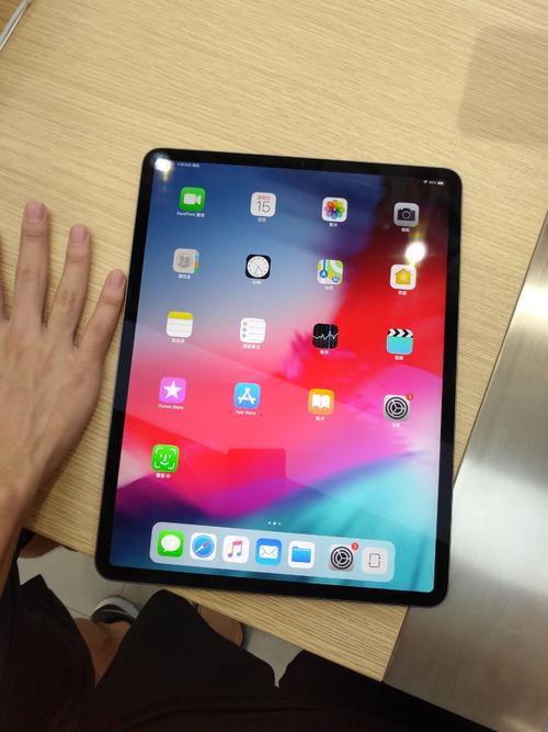 查看新的iPad Pro及其精美的120Hz屏幕