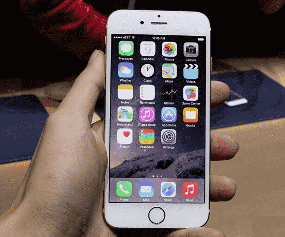 “iPhone的一个安全漏洞可以被用来自动拨打电话