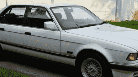 “这款1992年的BMW7系几乎是全新的